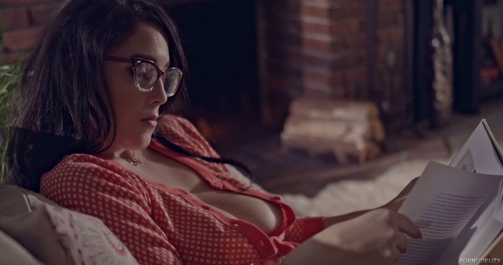 570_noelle_easton_full-hd_1080p.mp4