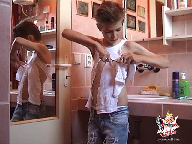 Newstar Robbie #2 - 007 - Cut.avi