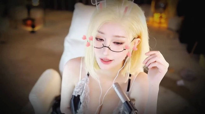 张爱玲  粉丝祭  姐姐，还要~.mp4