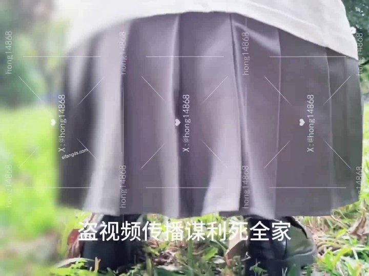 【重磅核弹】极限露出狂【hong14868】回归，最新付费福利 Shared by 1**9 | PikPak