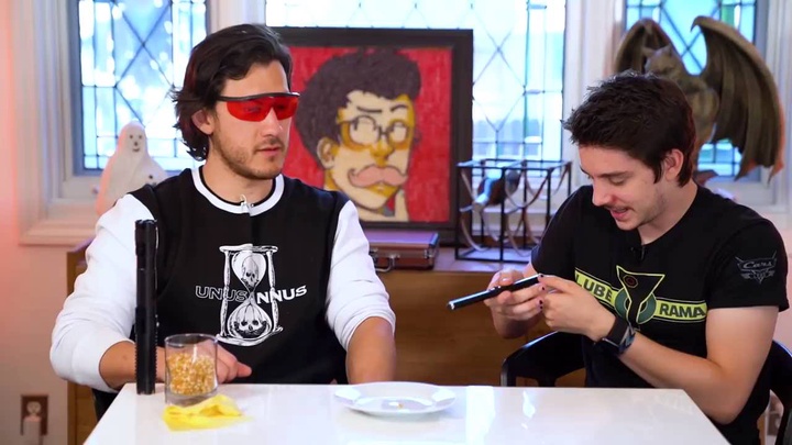 273-Popping Popcorn with a High-Powered Laser-20200812.mp4