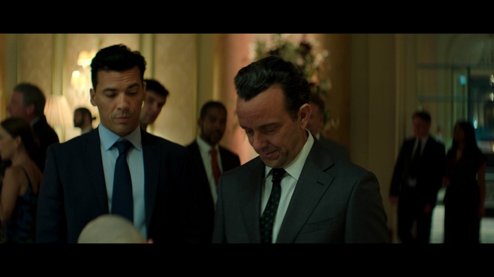 paris.has.fallen.s01e01.2160p.web.h265-rituarya.mkv