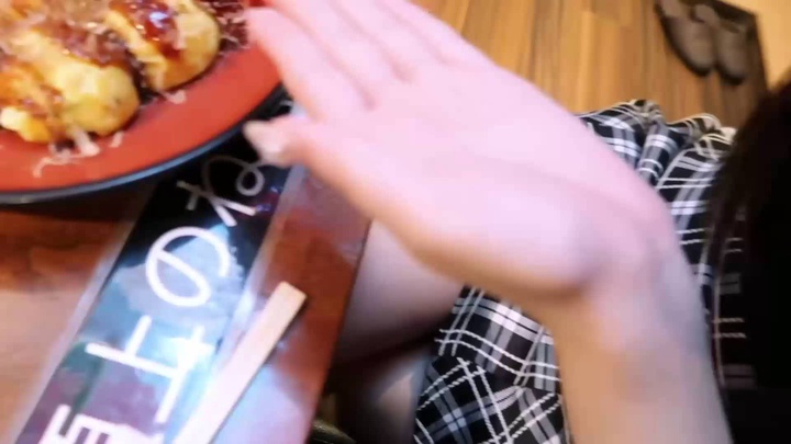 196 [251003] 今から家行っていい？って急遽エッチなお姉さんが遊びにきてくれました.mp4