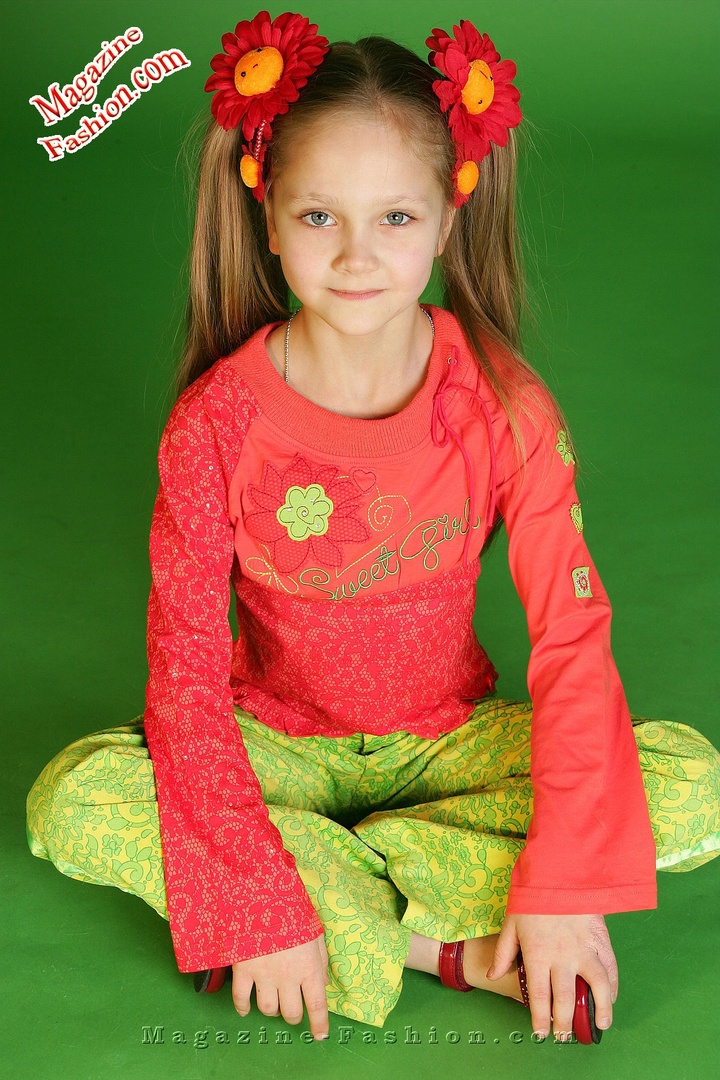 Agatha Ruiz De La Prada Girl Ranbow Tee and Legging Set, Pink